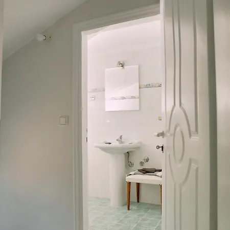 Villa Ancient Olympia By Pcl