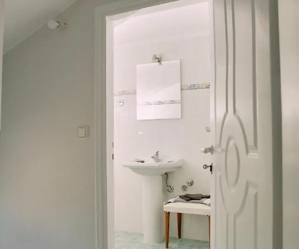 Villa Ancient Olympia By Pcl